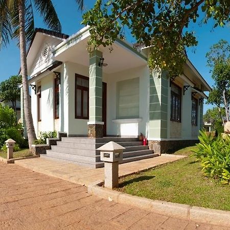 Sao Mai Phu My Resort Екстер'єр фото