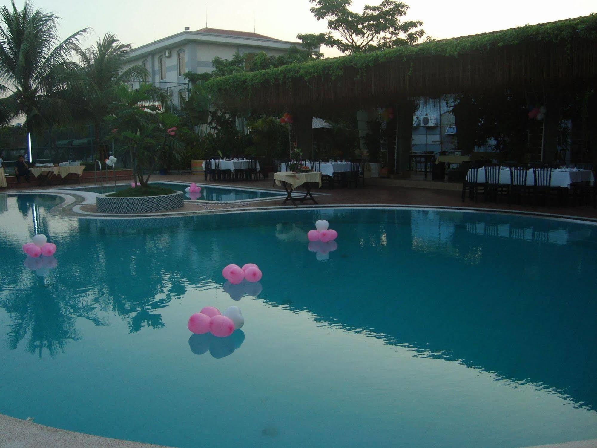 Sao Mai Phu My Resort Екстер'єр фото